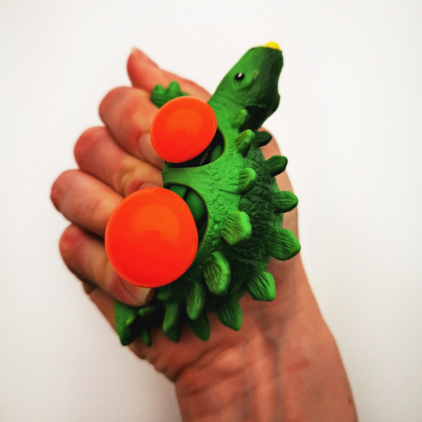 Сенсорная игрушка "Кентрозавр"