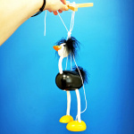 Дидактическая игрушка: марионетка страус